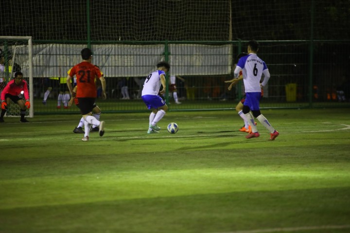 快船势如破竹，能否在季后赛中进一步突出重围？的简单介绍