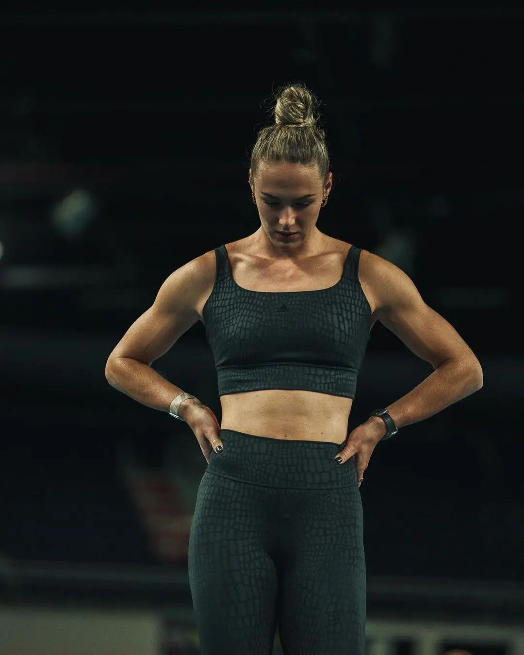 九游体育平台-荷兰田径运动员速度惊人,勇夺金牌的简单介绍