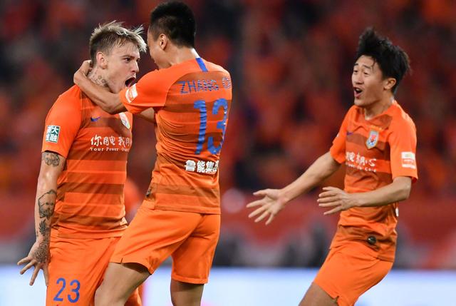 鲁能防线漏洞频现，需加强防守的简单介绍