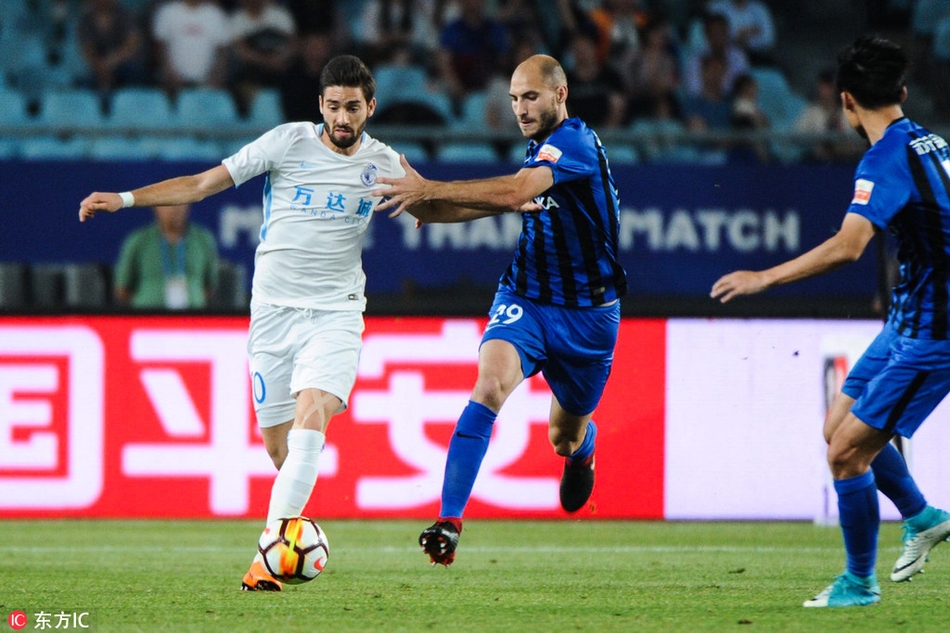 包含江苏苏宁主场不敌大连一方，遭遇意外失利的词条