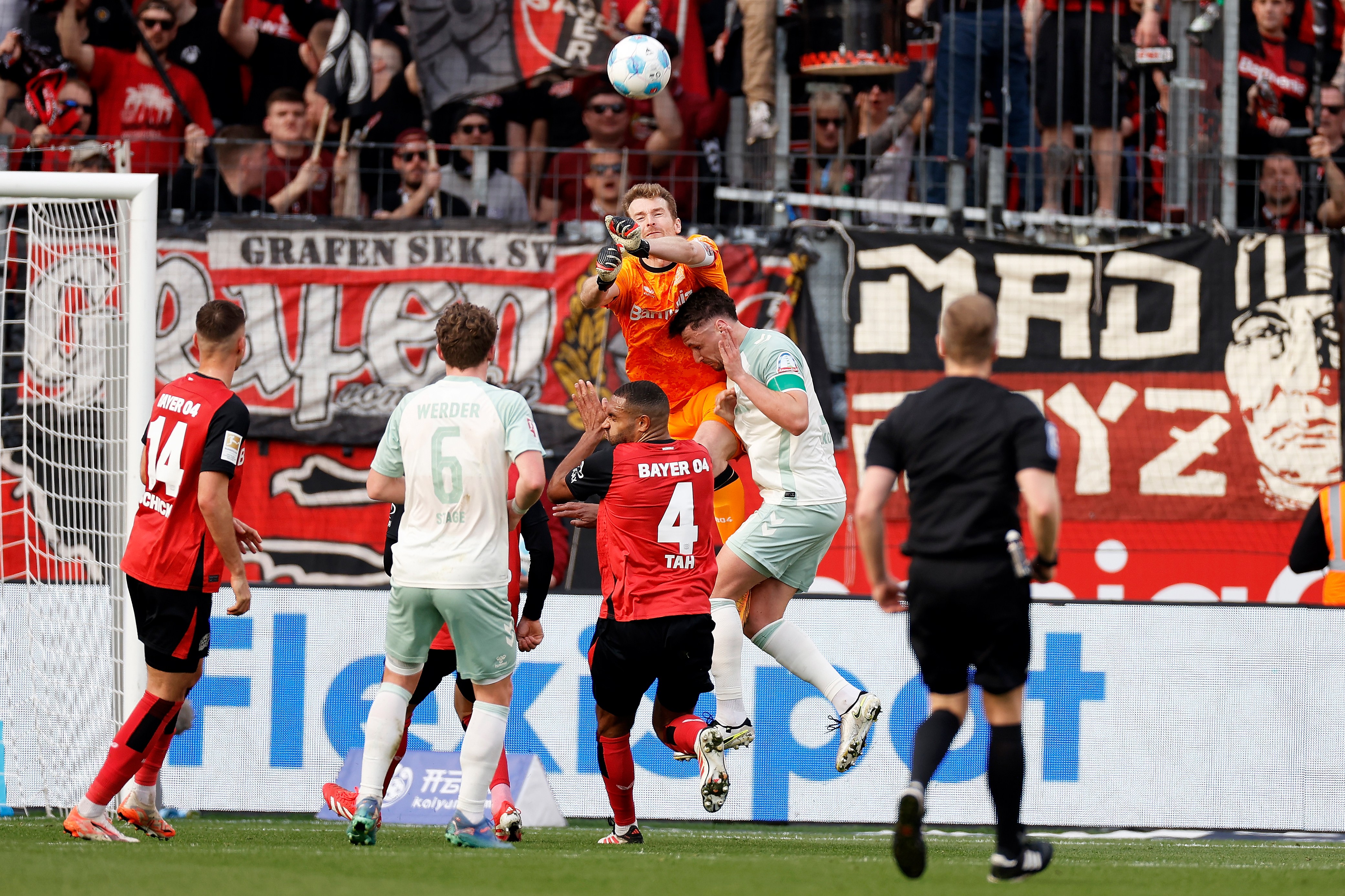 九游娱乐首页-沃尔夫斯堡惨败云达不莱梅!