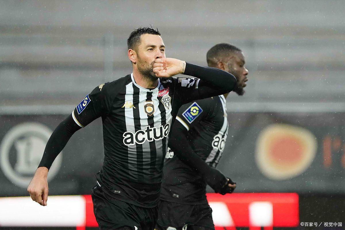 圣埃蒂安队实现了出乎意料的胜利的简单介绍