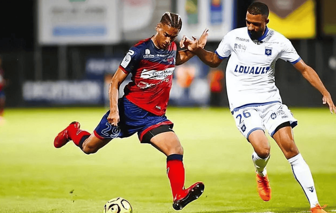 克莱蒙俱乐部在锦标赛中获得胜利