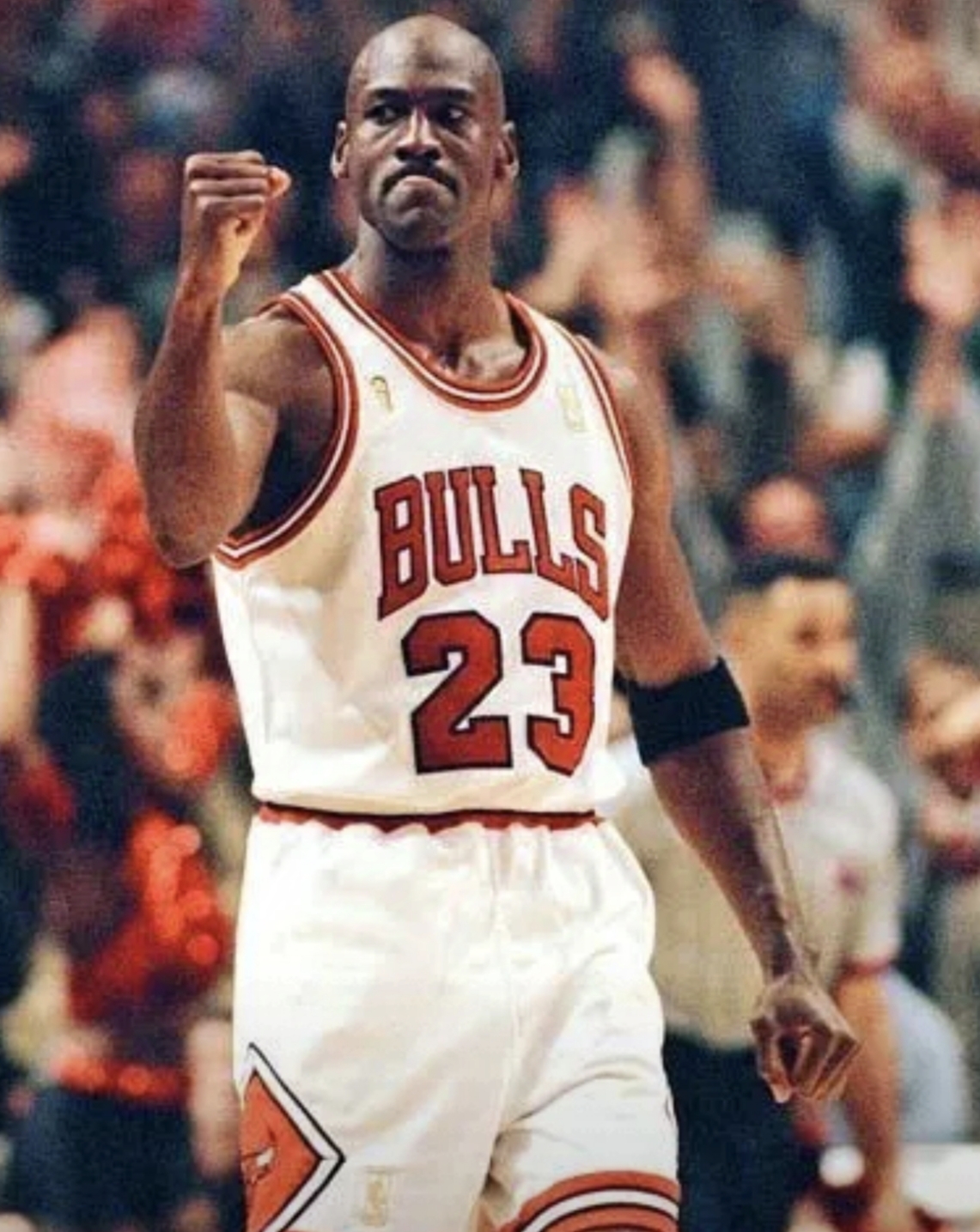 乔丹再现赛场功夫，传奇生涯再添辉煌