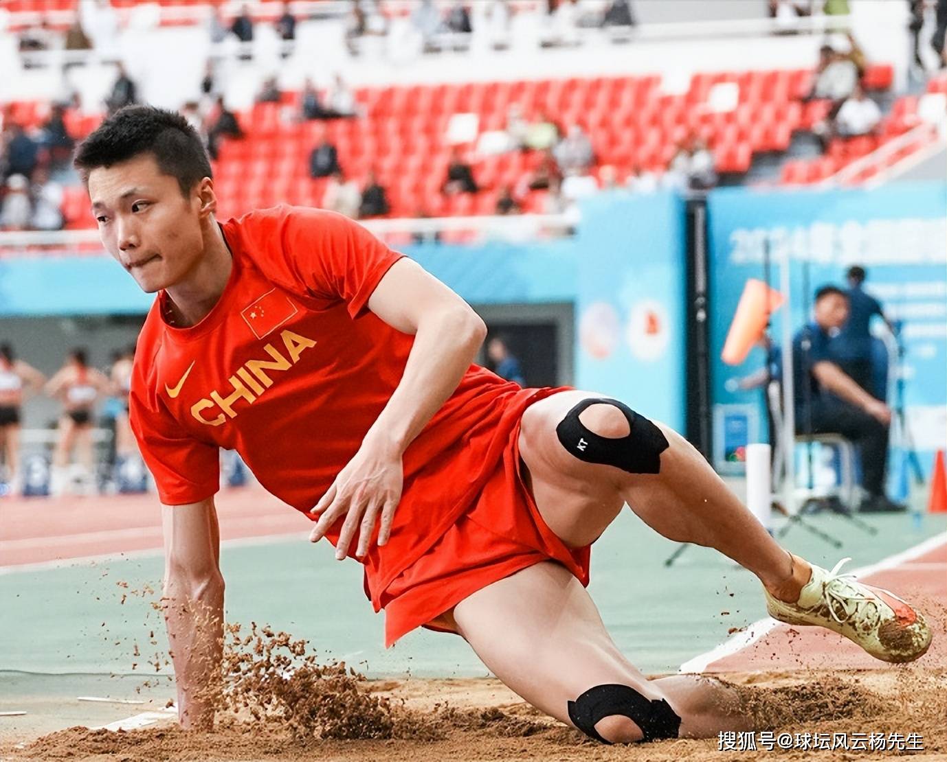 关于赛场上的中国队彰显实力，为国争光光！的信息