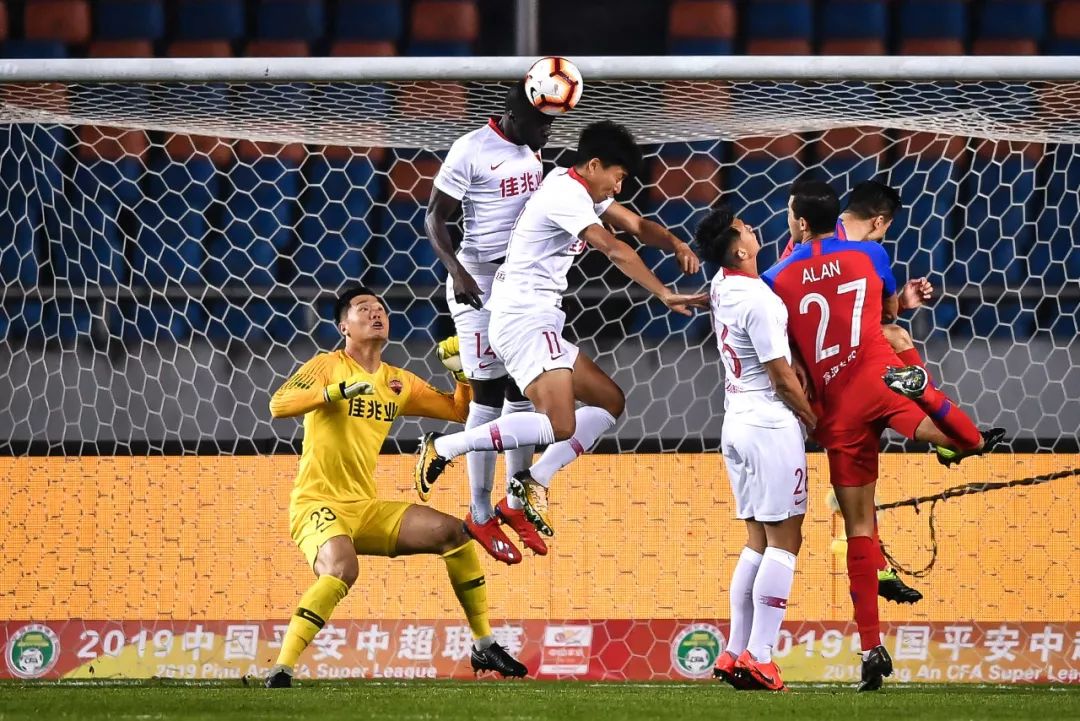 九游app下载-重庆斯威客场击败广州富力，取得新赛季首胜