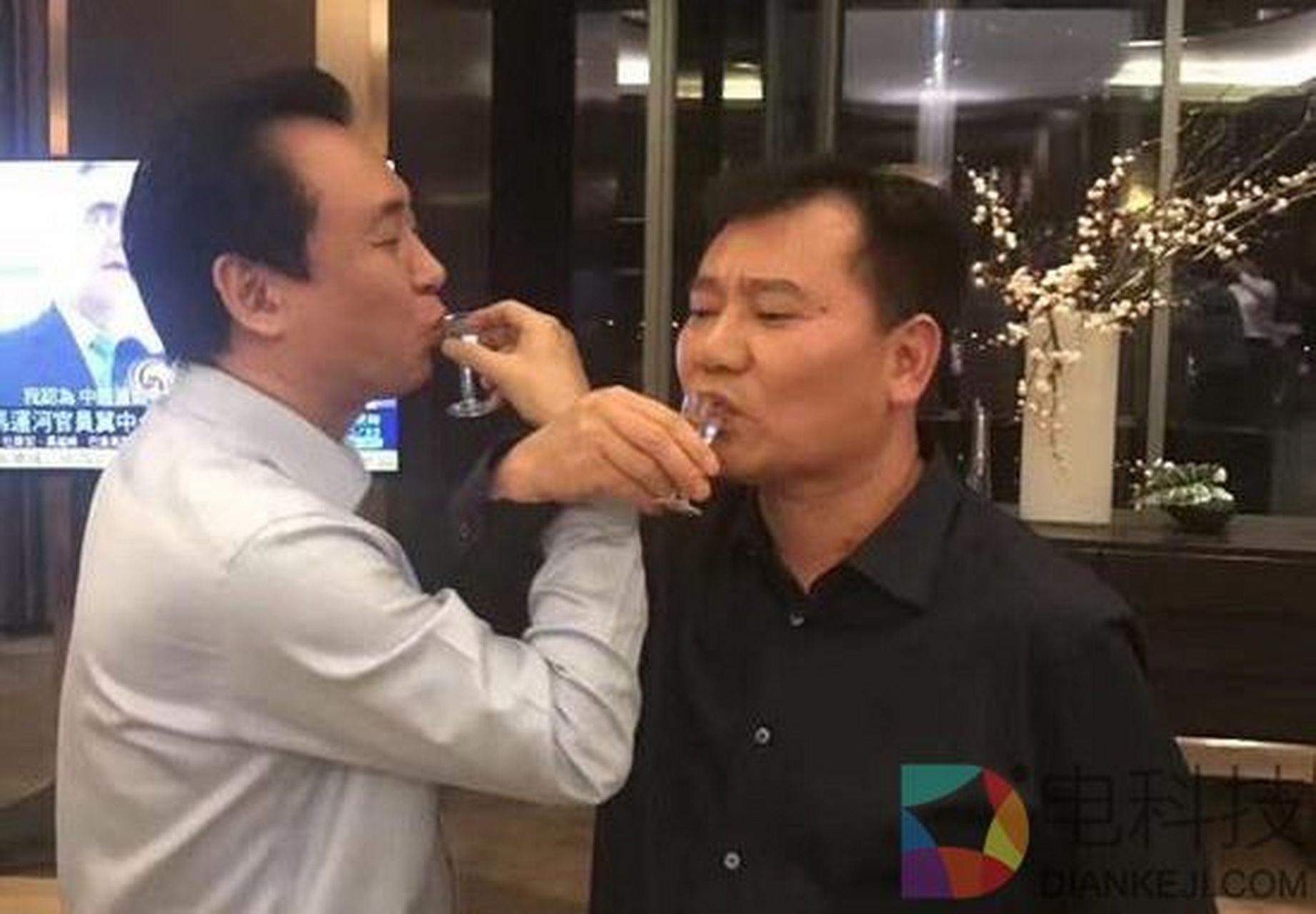 九游娱乐入口-关于江苏苏宁逆转胜出，连续取得胜利的信息