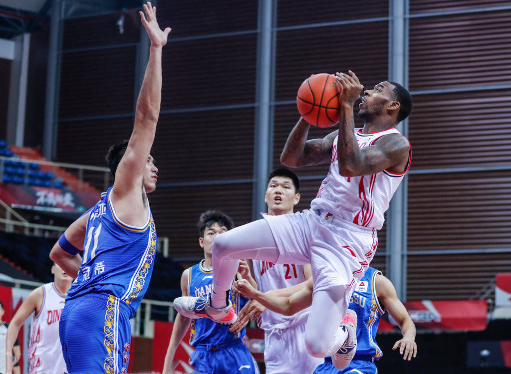 九游娱乐-青海男篮险胜对手，强势递补