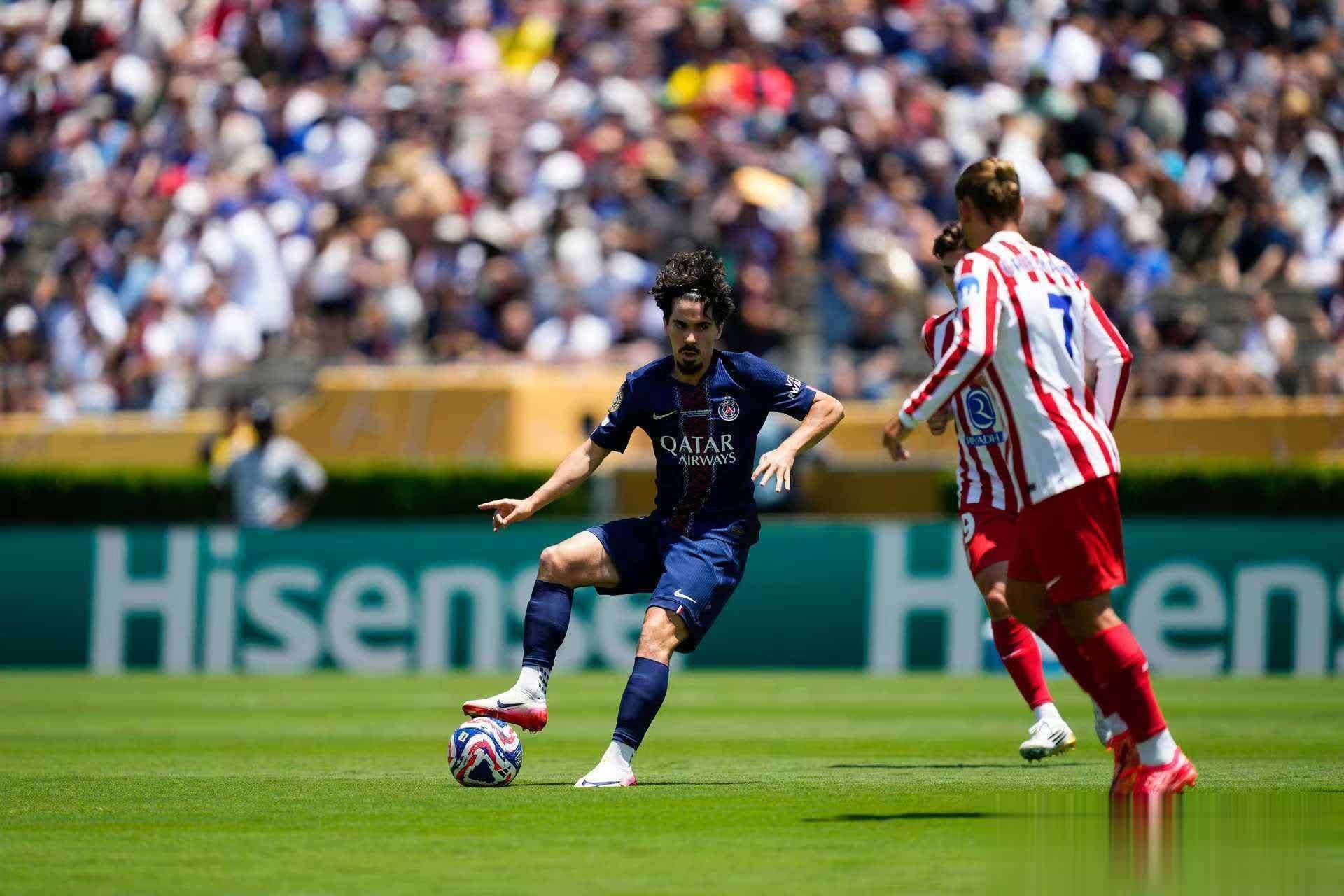 罗马豪取三分，实力彰显欧冠舞台的简单介绍