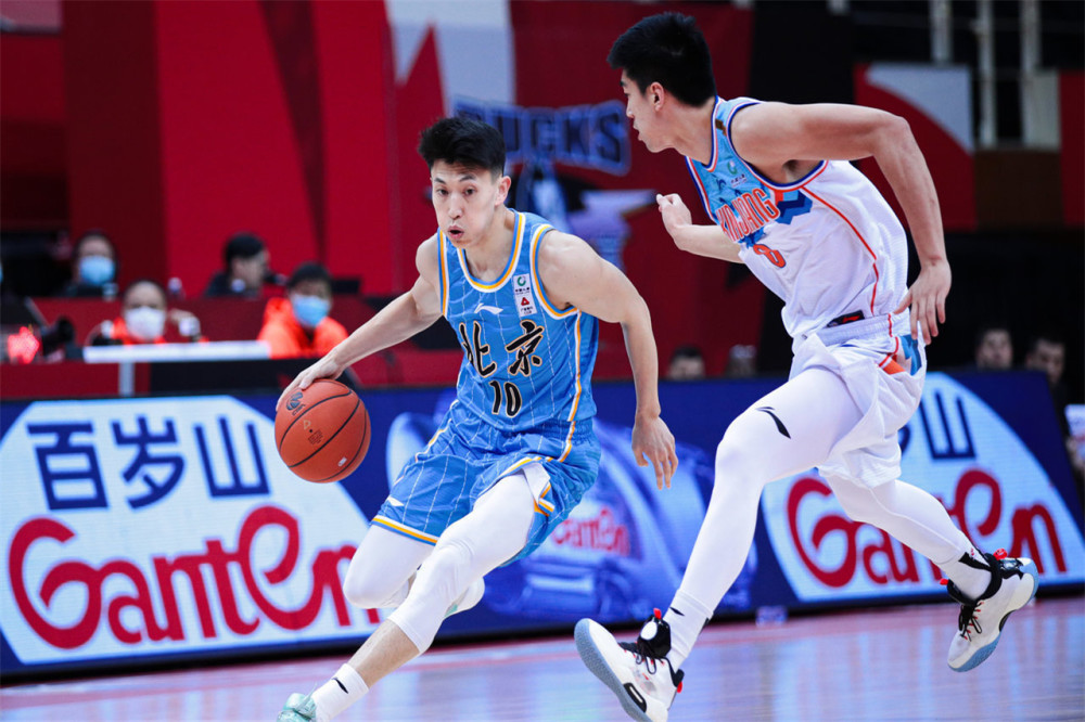 九游APP-强强对话，激烈竞争中展现出实力的简单介绍