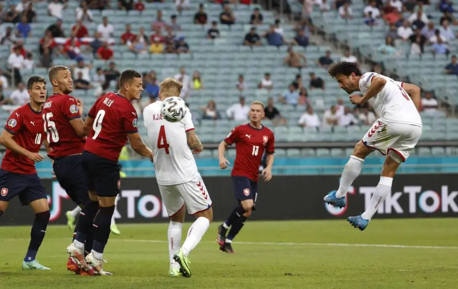 九游娱乐网站-乌克兰逆袭英格兰，成功晋级淘汰赛