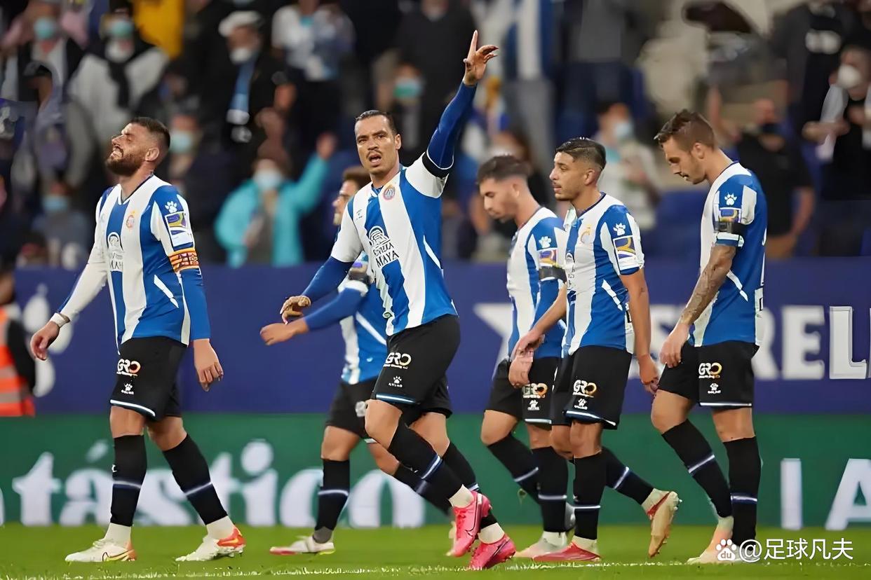 赫塔菲让球：新援助攻带队连克对手的简单介绍