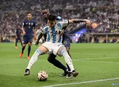 九游体育-南美队跌宕起伏！左右逢源最后一刻挽回颜面