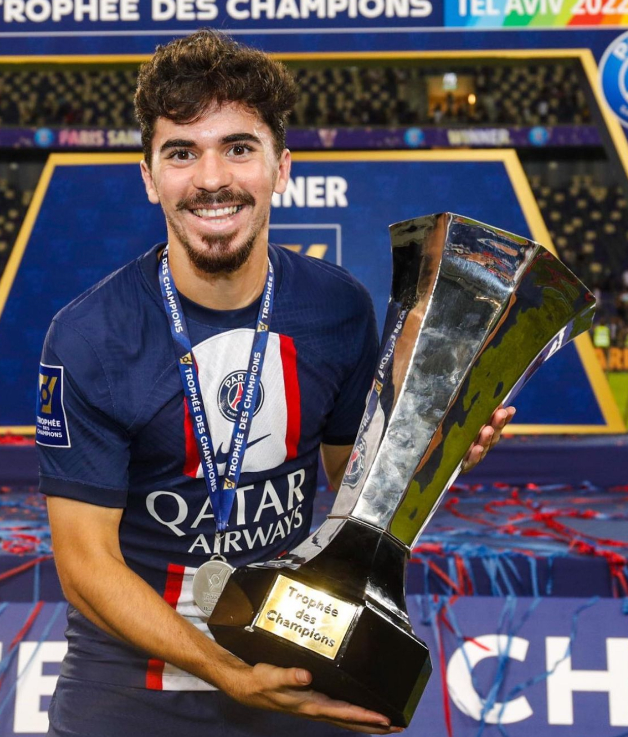 费维拉加时绝杀对手，取得心理优势