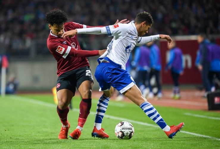 兹沃勒在主场逼平雷恩，保持不败纪录