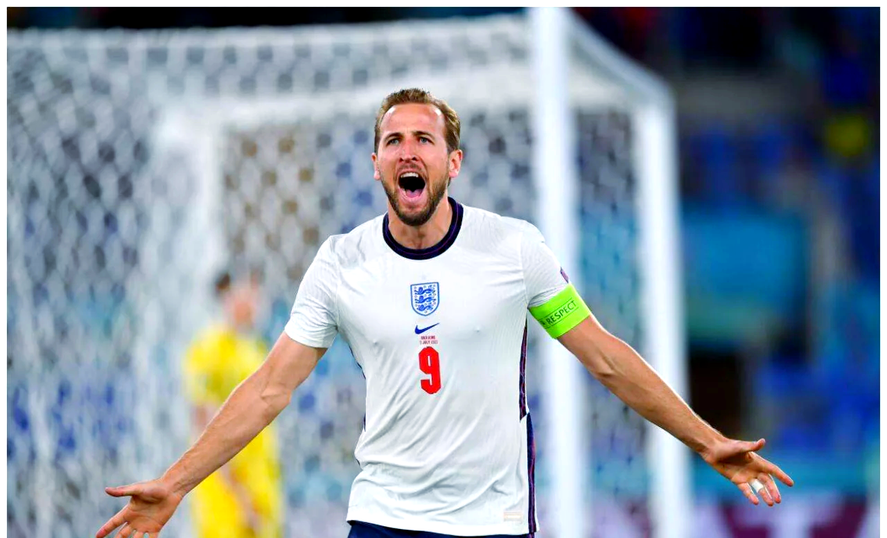 九游体育平台-英格兰队在比赛中奋力拼搏，谋求胜利