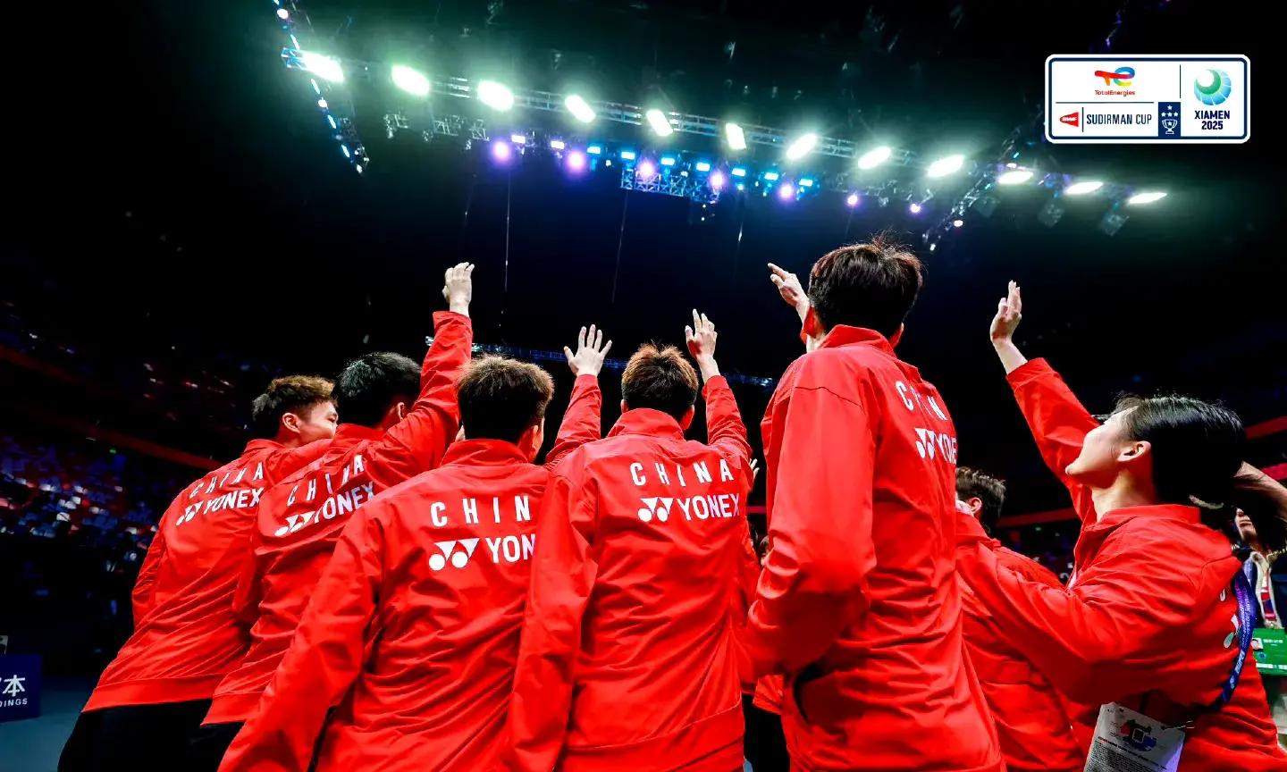 包含火力全开！双方在场上展开激烈拼搏的词条