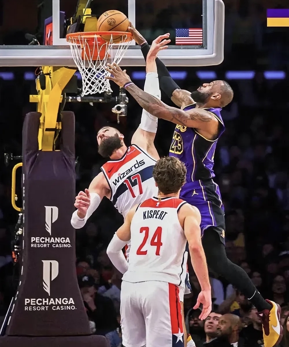 詹姆斯轰45分，带领热火逆转