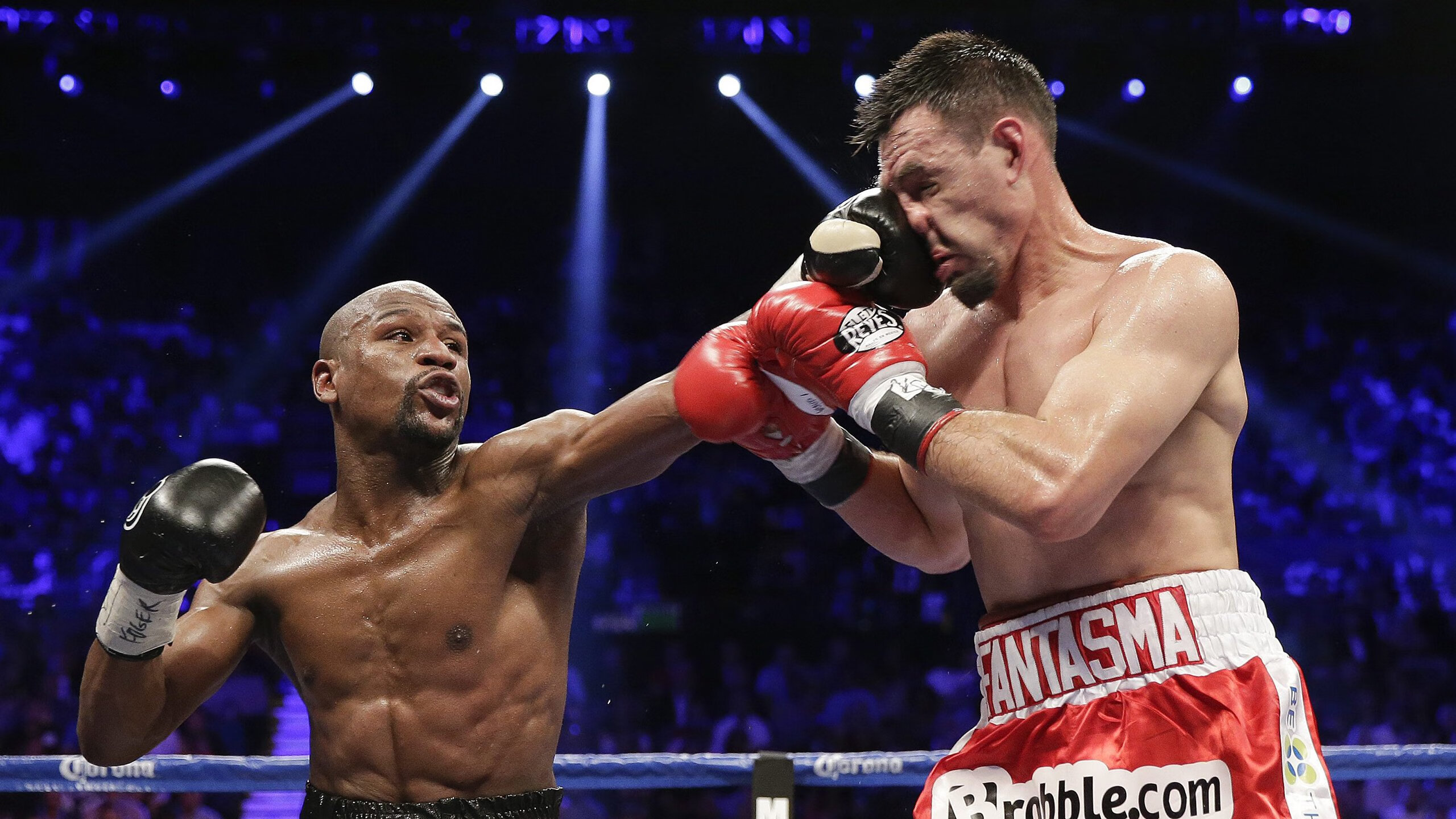 赛道上的骑士，利拉德单圈超车接管芝加哥，公牛在轰鸣中哑火